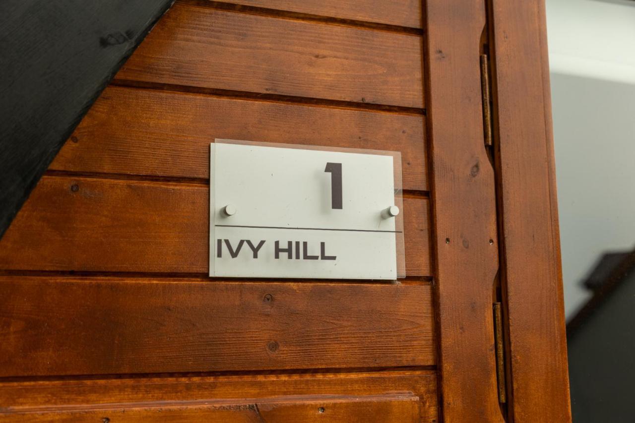 Apartamento Ivy Hill Glamping Pod Ennis Exterior foto